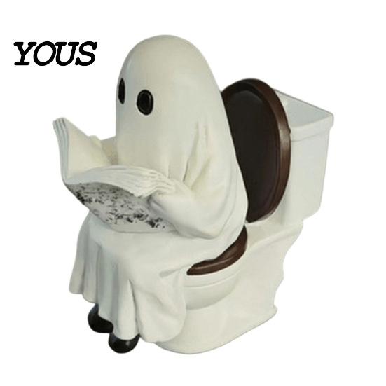Gruselige Kamindekoration Niedliche Halloween-Geisterfigur, Lesender auf der Toilette Harzstatue, Lustiges Badezimmerornament für mehrstöckige Ablage Tischplatte Schreibtisch