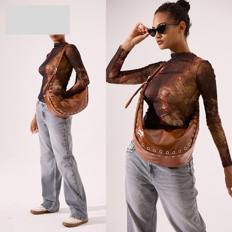 Autumn and Winter Oil Wax Skin Half Moon Bag Rivets Single Shoulder Underarm Bag Women's Simple Dumpling Bag Commuter Handbag