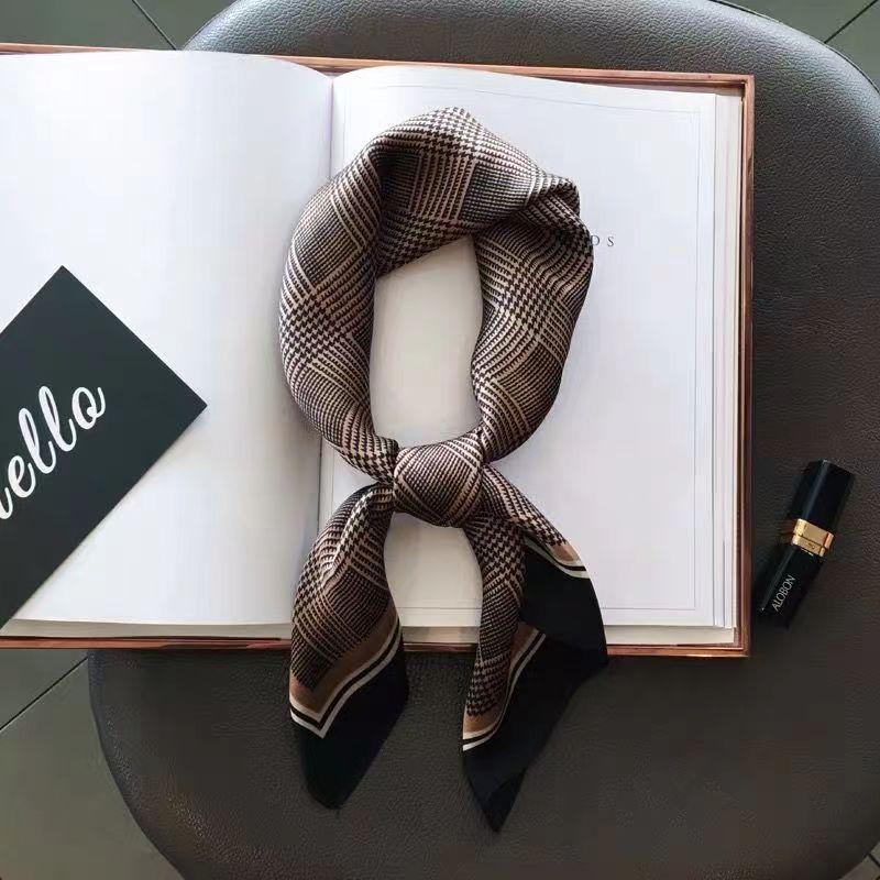 New Fashion Zebra Printed Square Scarf Soft Satin Thin Smooth Neck Scarf 70*70Cm Vintage Style Sunscreen Headscarf For Women