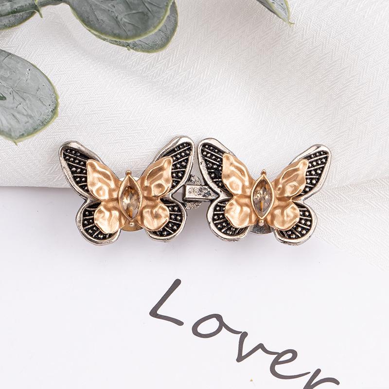 

Butterfly Rhinestone Waist Buckle: Detachable and Sew-free Waist Cincher Button for Easy Waist Reduction.
