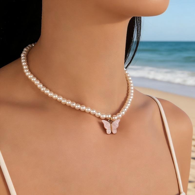 Women Simple Vacation Imitation Pearl Butterfly Clavicle Necklace