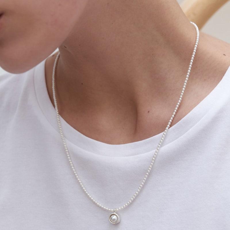 MIDNIGHT MOMENT soak bezel pearl necklace - silver