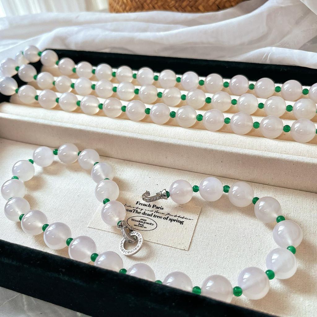 Retro Large Particle Natural White Chalcedony Natural Green Chalcedony Agate Contrasting Color Necklace Women'S Collarbone Chain Neck Chain