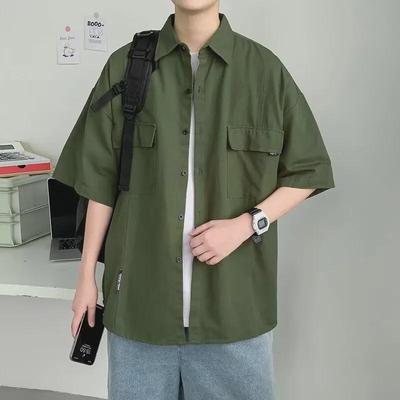 Men's Trendy Military Green Short-Sleeve Workwear Shirt - Japanese-Inspired Loose Fit, High-End and Stylish.