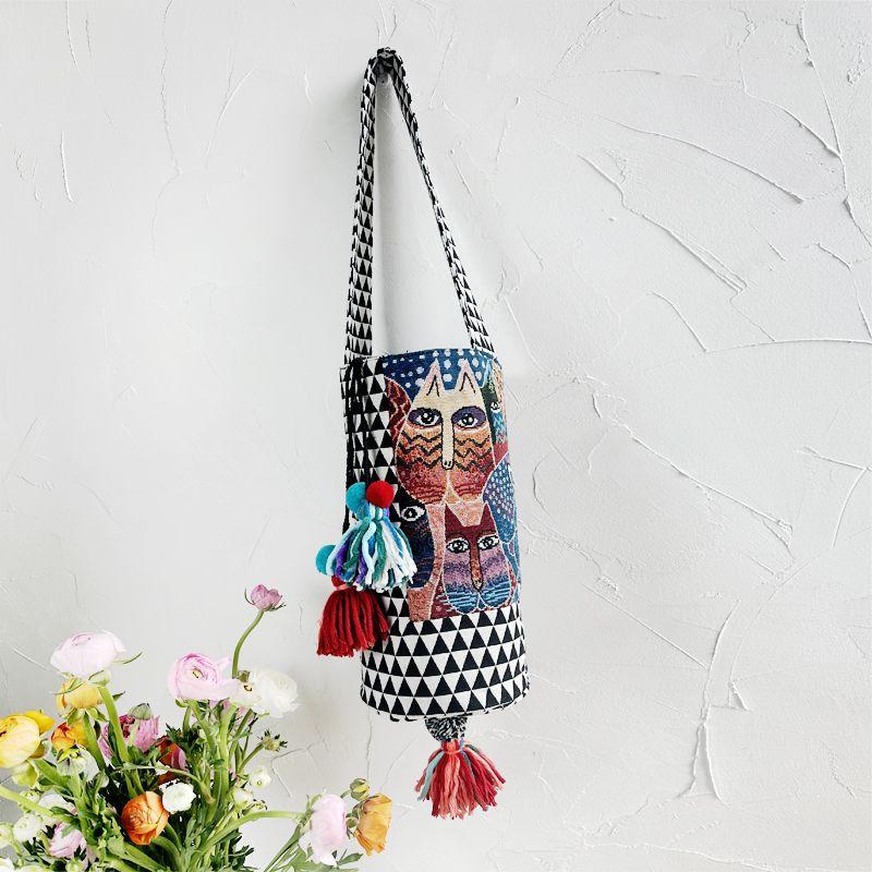 

Мистер Поп Дофаминовый Кот Этнический Стиль Сумка-Ведро SMALL TRIANGLE