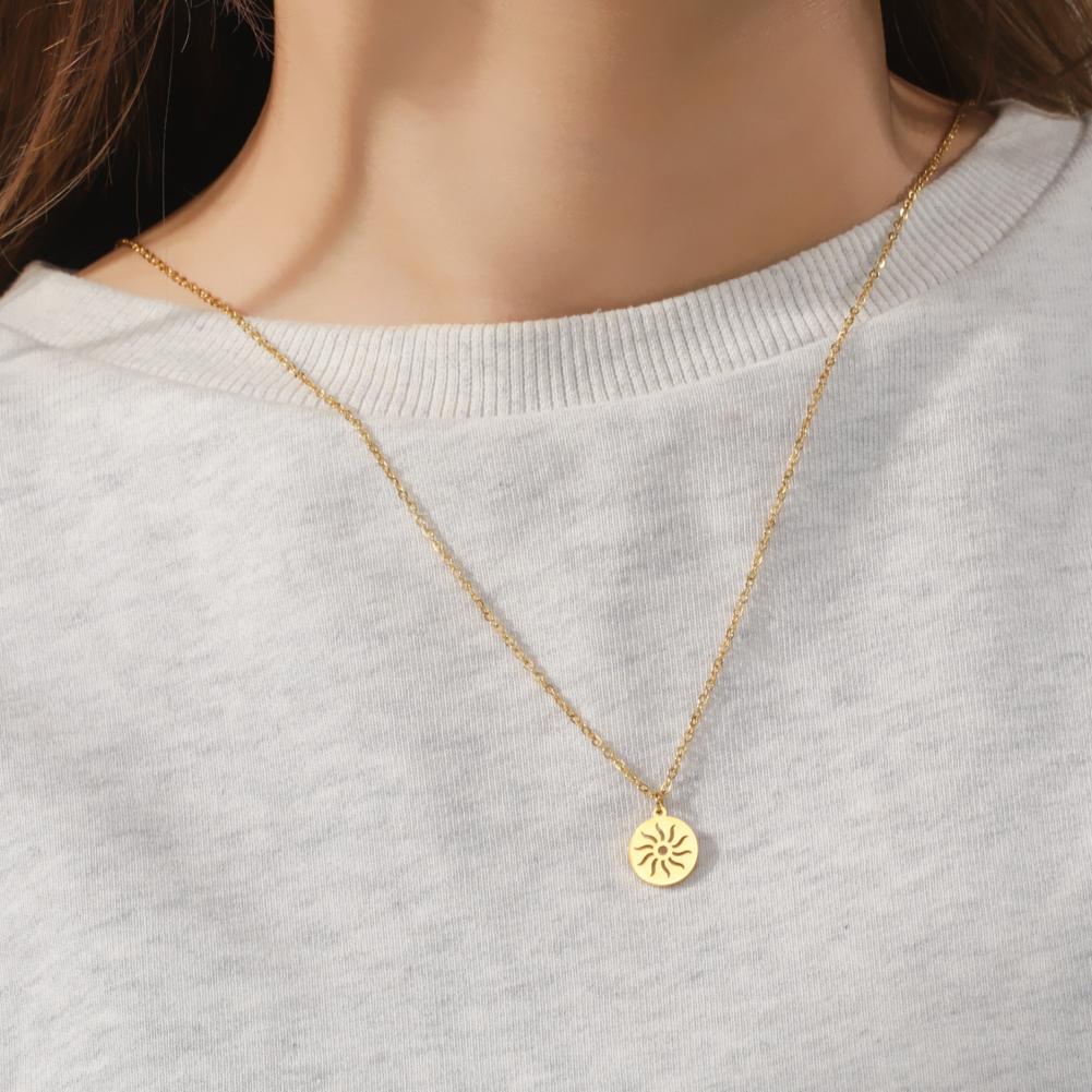 Cazador Small Sun Pendant Necklace for Women Round Minimalist Double Chain on Neck Gift Stainless Steel Jewelry 2026 Wholesale