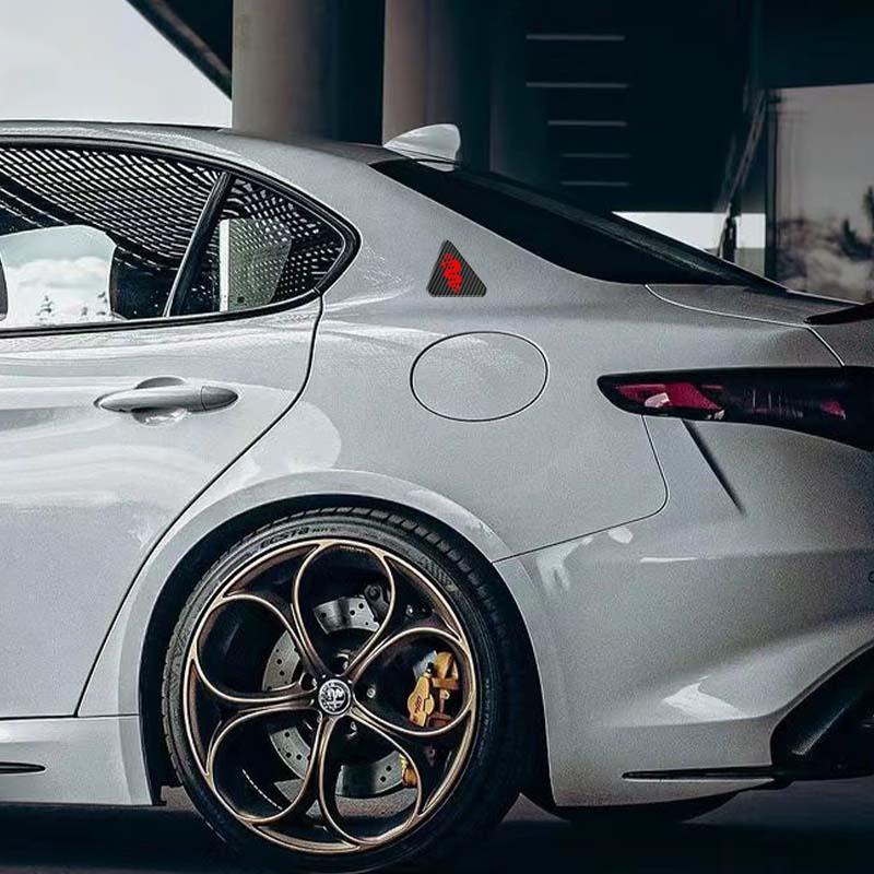 XWFF6 2Pcs Snake Logo Decal Car Side Fender Body Badge Sticker For Alfa Romeo Giulia Mito Giulietta 159 156 147 Sportiva Stelvio GT