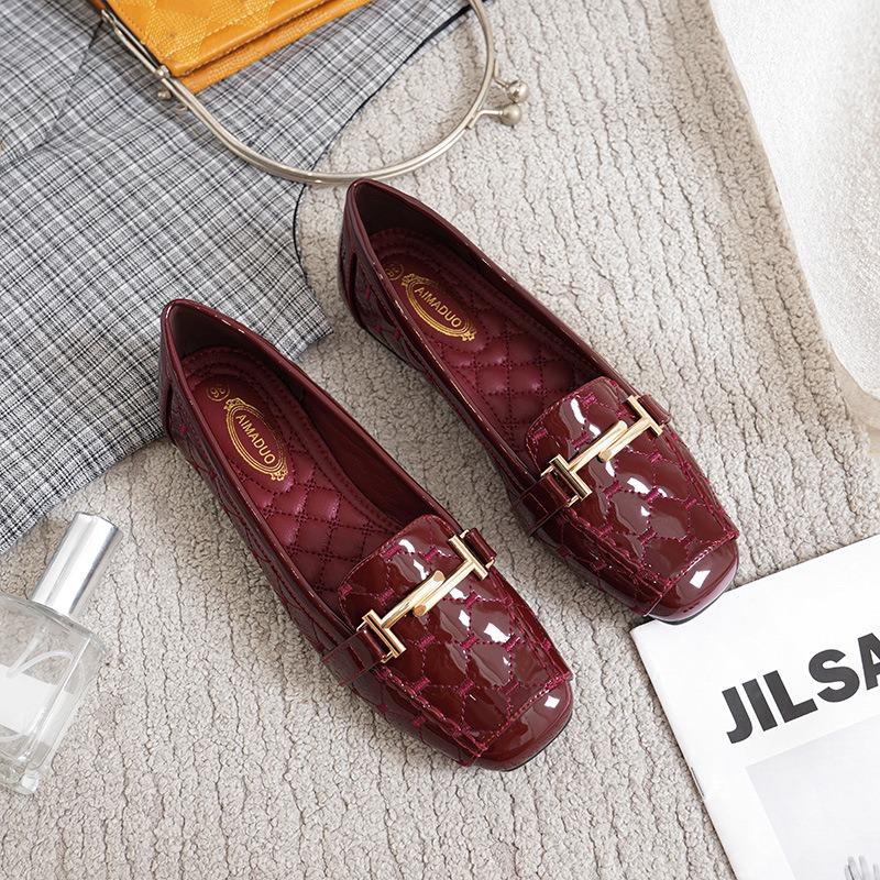 -I-shaped buckle--square head flat bottom comfortable small leather shoes soft leather soft sole patent leather buckle embroidery thread