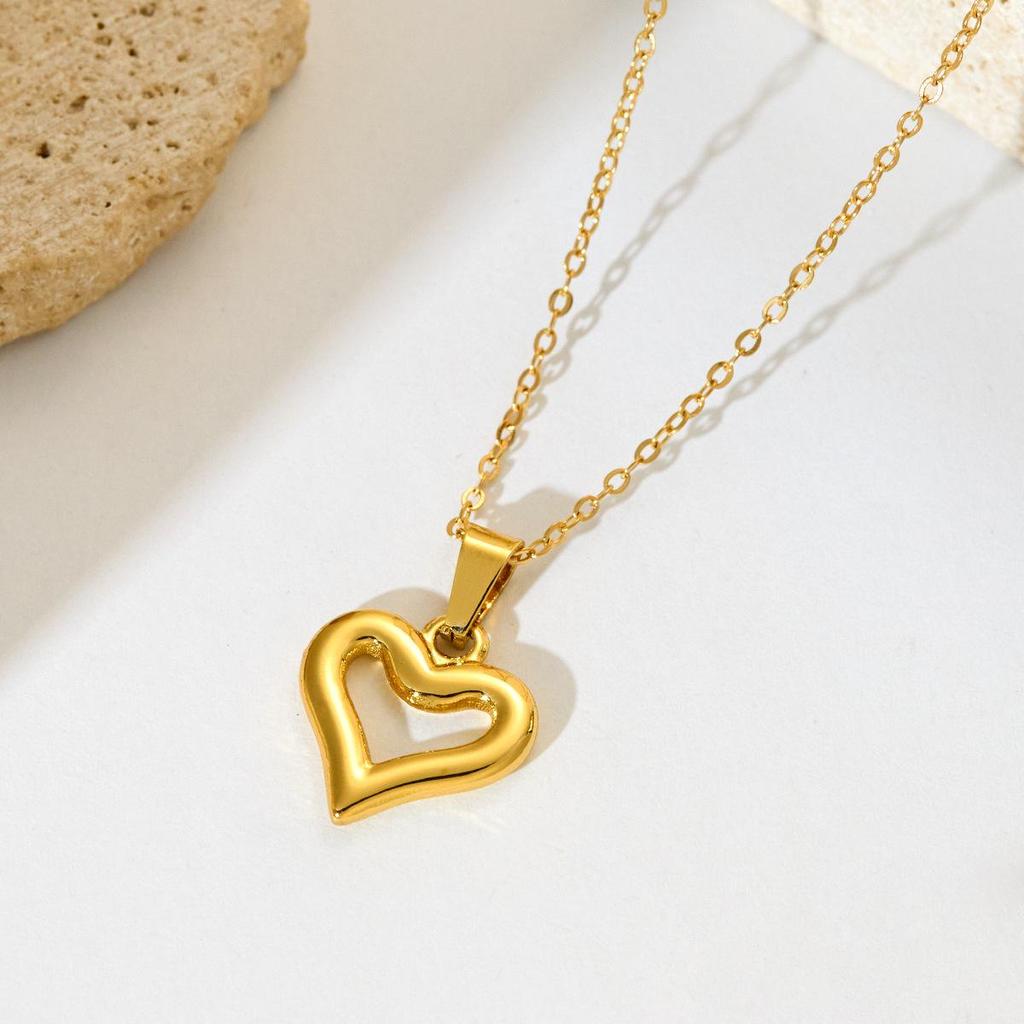 Hollow Heart Stainless Steel Pendant Necklace for Women - Fashionable and Durable Titanium Steel Jewelry