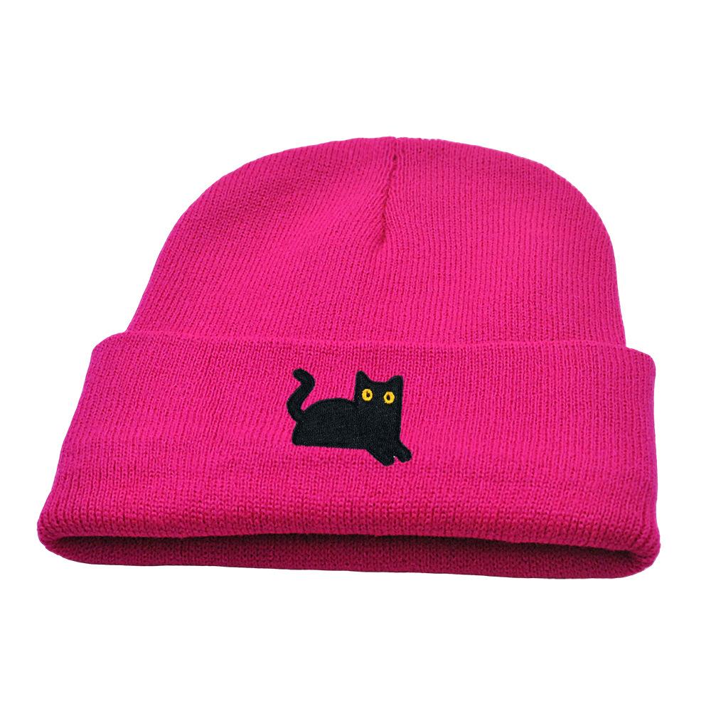 Autumn and winter warm knitted pullover hat for men and women, cute black cat pattern embroidered yarn beanie hat
