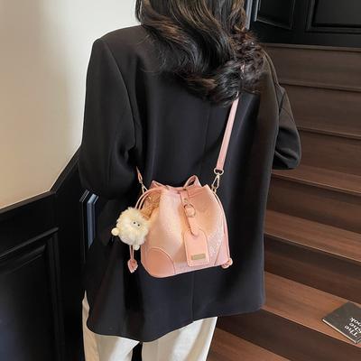 Small Bags Are Popular Today, Women's Summer New Fashion Messenger Bags, Casual Bucket Bags.