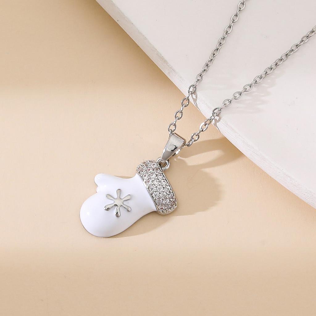 European Hot Sale Christmas Series Pendant Necklaces Light Luxury Gift TungstenCross Chain Necklaces