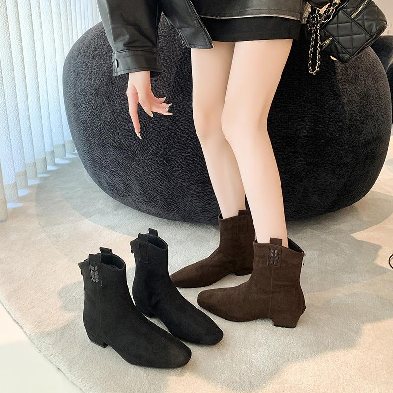 Retro Suede Thin Boots Women's 2025 Autumn New French Square Head Thick Heel Inner Heightening Short Boots Short Elastic Boots