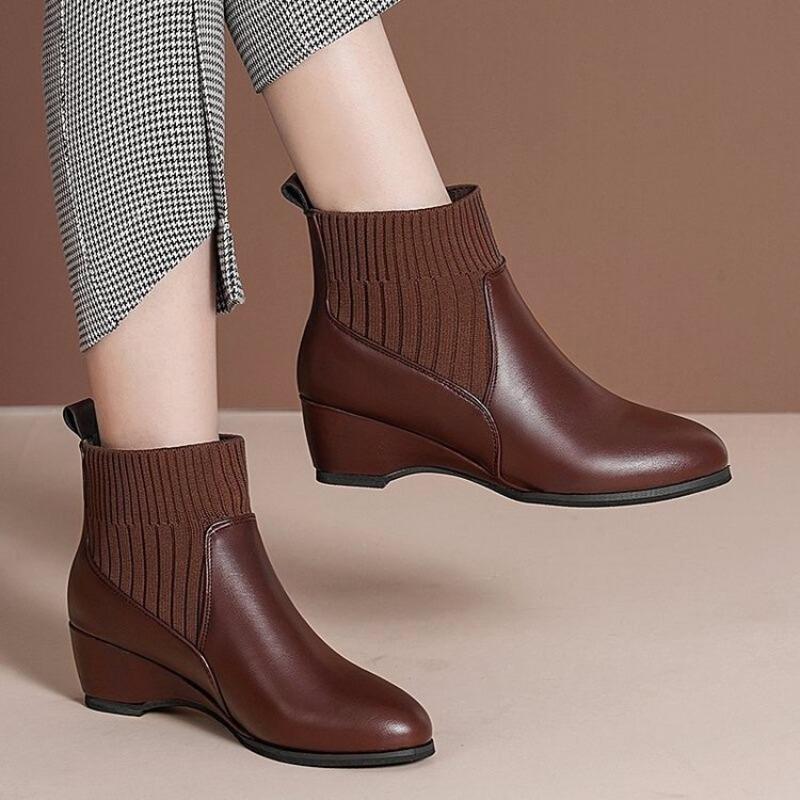 Winter velvet wedge heel round head soft leather short boots women's new short boots medium heel one pedal wool short women's boots