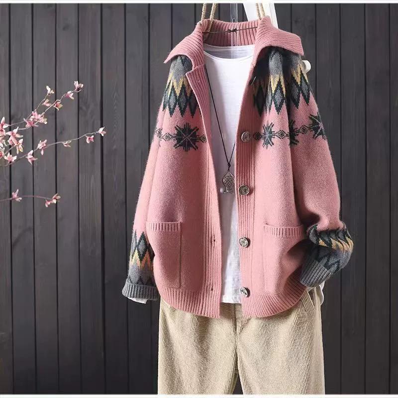 

Knitted Cardigan Women s Spring and Autumn Collar Buckle Jacquard Large Pocket Loose Fashion Short Sweater Jacket One Size рожевий