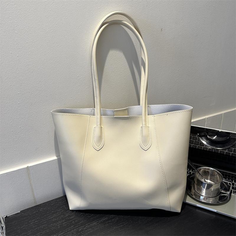 Stylish Retro Simple Tote Bag For Women With Large Capacity Perfect For Commuting
