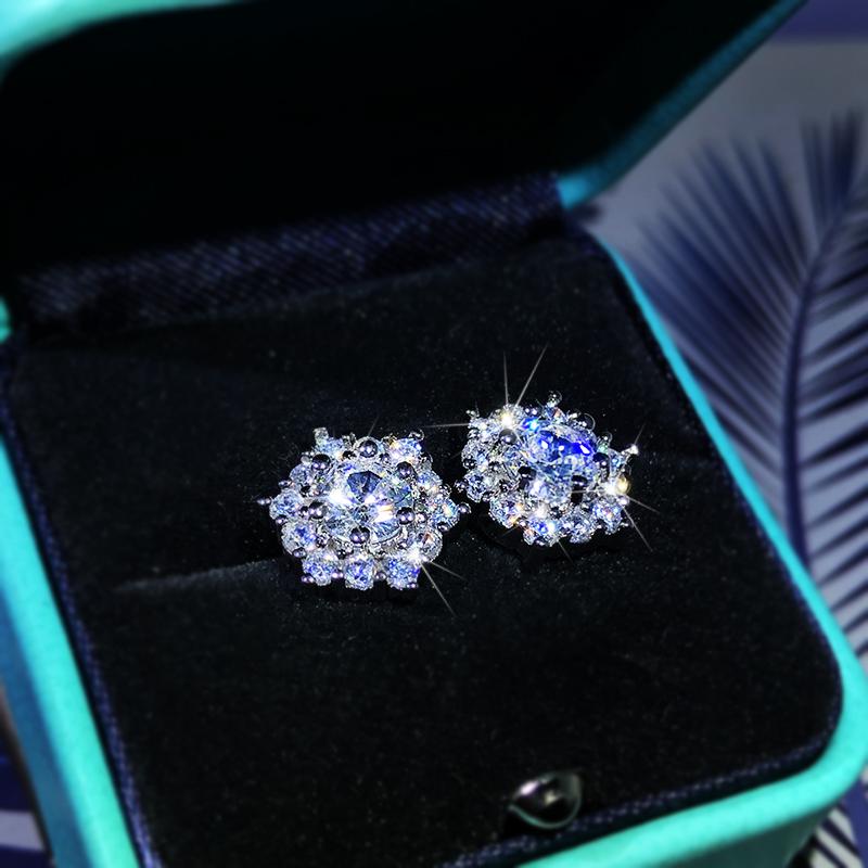 

Простой и свежий стиль серьги с белым цирконом стерлинговое серебро шесть крапанов форма звезды серьги для вечеринки помолвки дня рождения ювелирные изделия