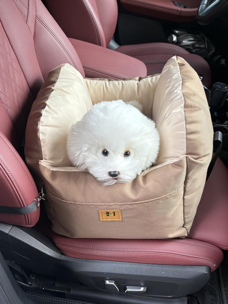 Portable Car Safety Pet Seat: Removable, Washable and Cozy Travel Nest for Dogs and Cats