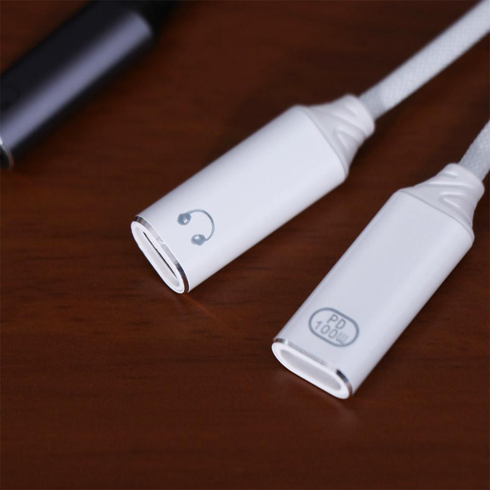 2 In 1 Design Type C Splitter Audio Cable 2-in-1 Headphone Adapter Cable  Phone Charging