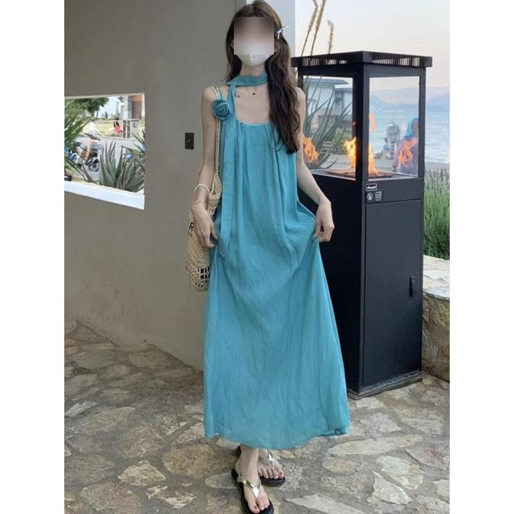 

Озеро-голубое платье-майка с халтером женский летний дофаминовый яркий наряд Синьцзян курортное пляжное платье XL- (recommended 110-60kg)