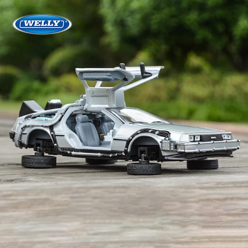 WELLY 1:24 Diecast Alloy Model Car DMC-12 Delorean Back To the Future Time Machine Metal Toy Car For Kid Toy Gift Collection