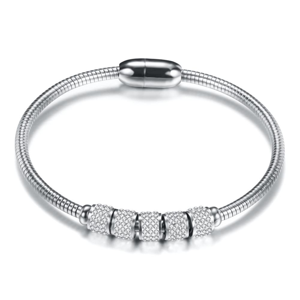 

3mm Rhinestone Snake Bone Chain Bracelet with Stainless Steel Magnetic Clasp, 18K Gold Plated, Simple Fashion for European & American Market