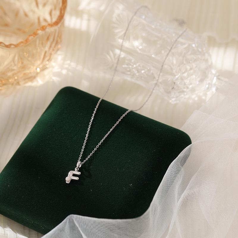 Banyan Tree S925 Silver Alphabet Pendant Necklace - Minimalist Clavicle Chain for Women, Fashionable and Versatile.