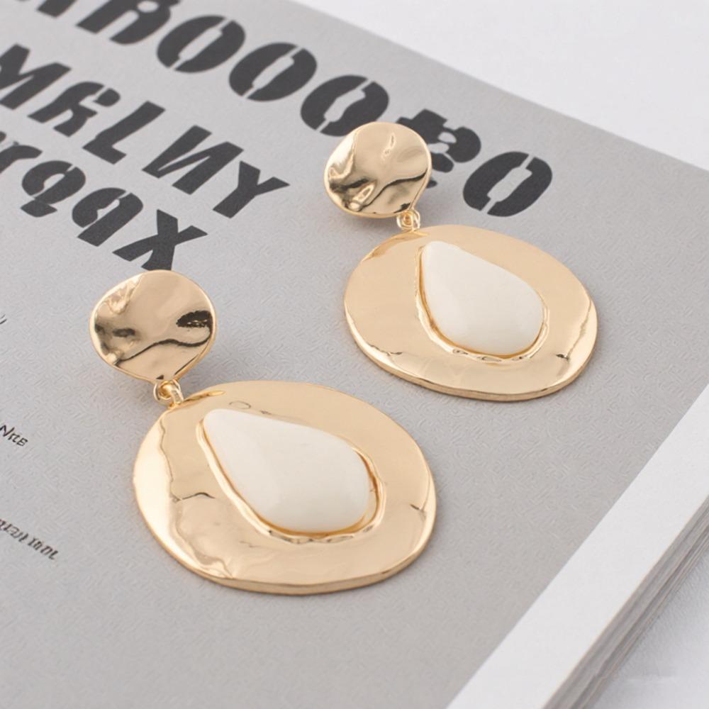 Exaggerated Retro Gold Color Irregular Geometry Teardrop-shaped Resin Amber Dangle Earrings for Women Fashion Designer Jewelry