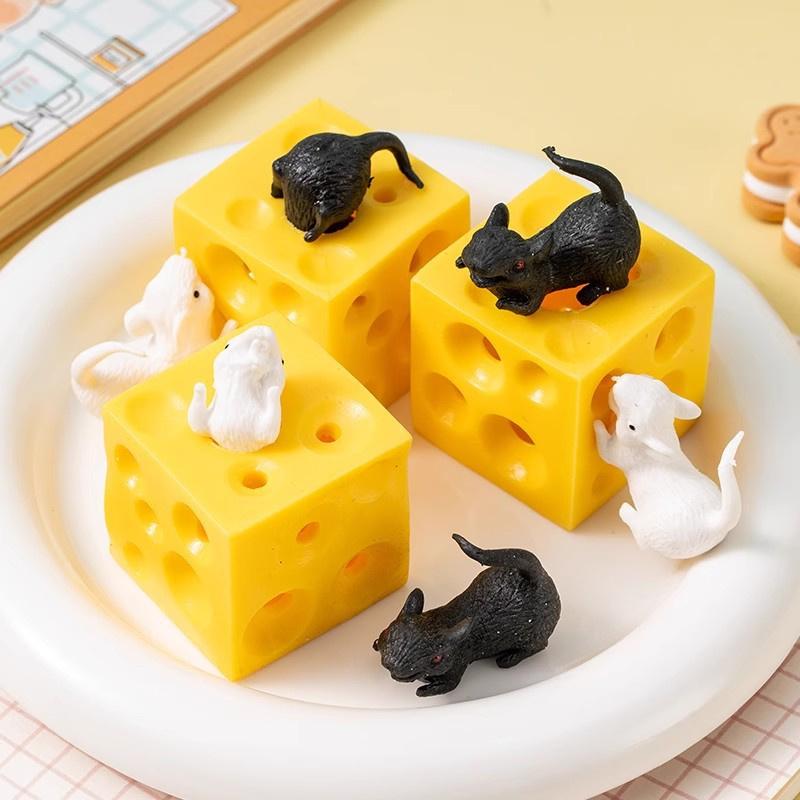 Cute Hollow Cheese Mouse Squeeze Toys Relieve Stress Toys Creative Juggling Toy Autism Therapy Kids Tools Birthday Gifts