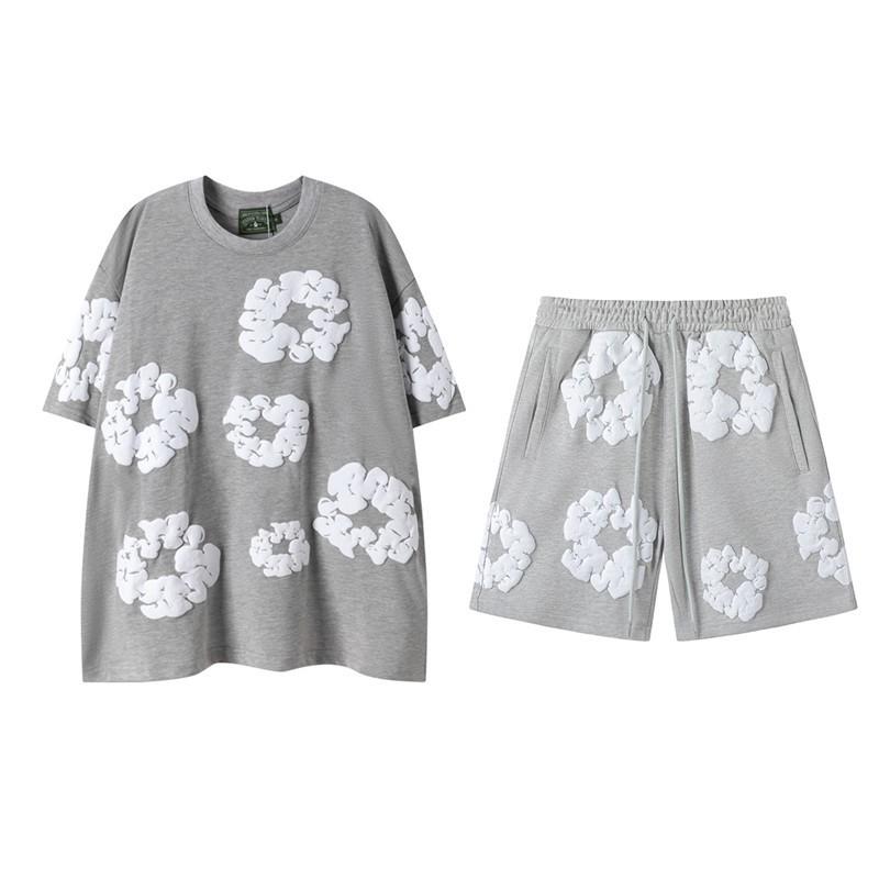 New Trendy Short-sleeved Short-pants Set with Foam Printing - Suitable for Both Men and Women, for Casual Wear.