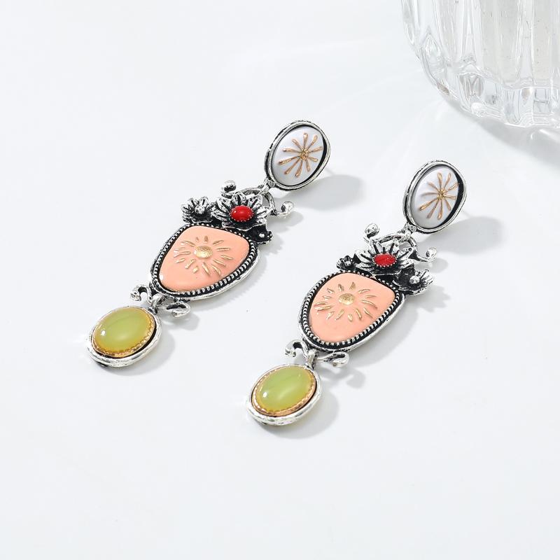 Vintage Exaggeration Alloy Drop Oil Flower Green Beads Dangle Earrings Bohemian Style Charm Holiday Party Jewelry Accessories