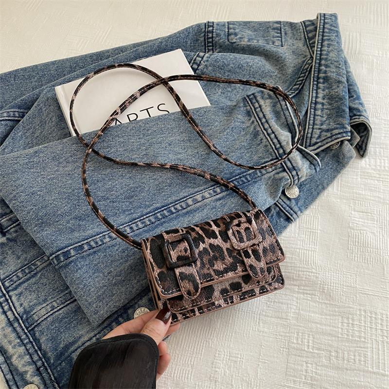 Stylish Mini Leopard Print Shoulder Bag For Women With Trendy Casual Vibe In Gray And Khaki