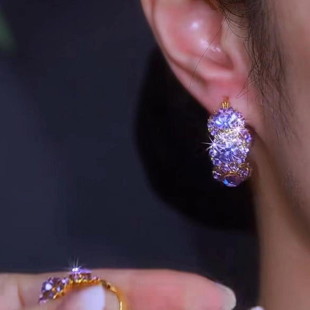 2024 Zirkon Vintage Ohrringe: Funkelnde Voll-Diamant-Ohrklemmen in zeitlosem, vielseitigem, modischem Stil