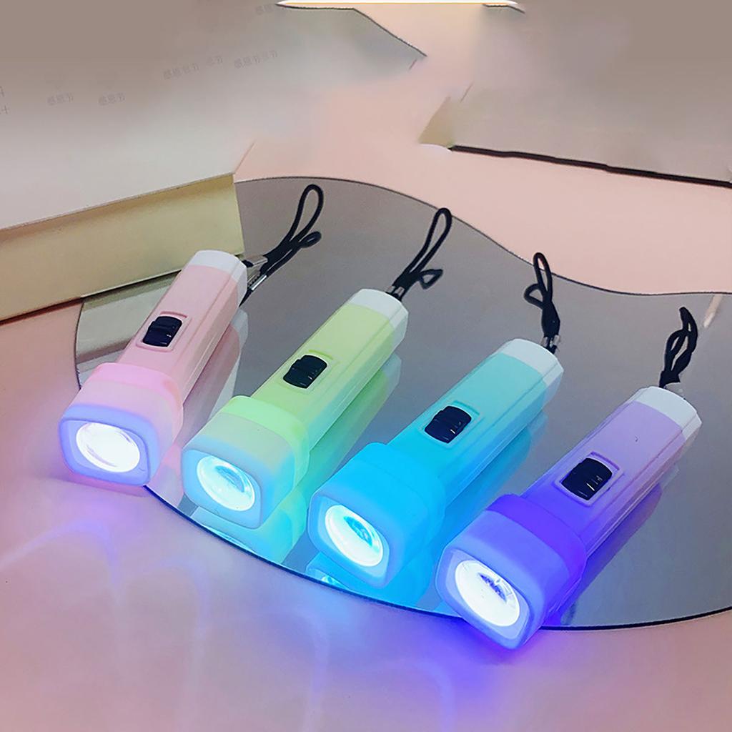 12/24 ks LED Mini Baterka Dětská Narozeninová Oslava Svatba Dárek pro Hosty Halloween Vánoce Karneval Party Suvenýr Dekorace