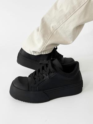 Încălțăminte pentru bărbați – Adidaşi