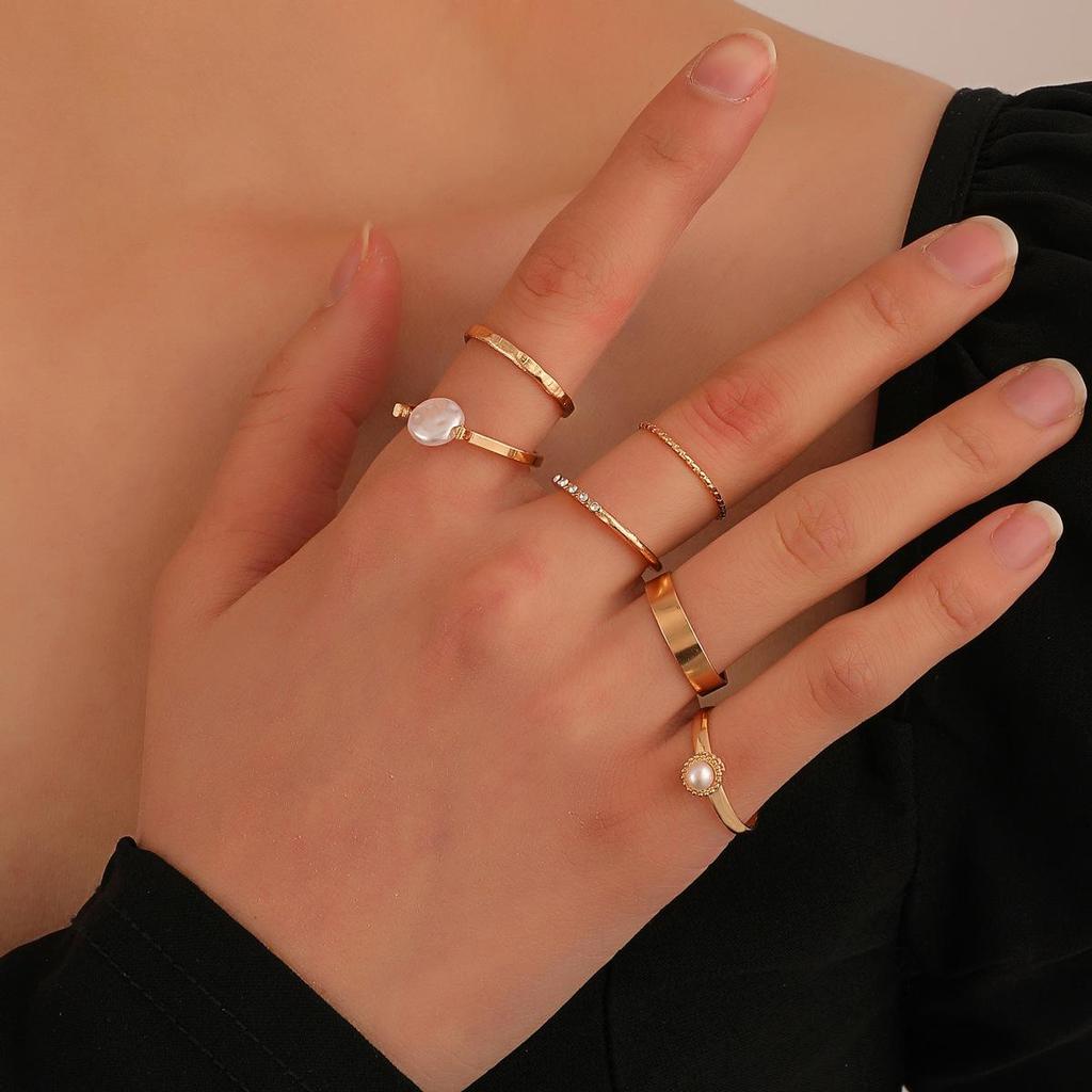 Retro Love Ring Set: 22-Piece European & American Multi-Joint Design for Women