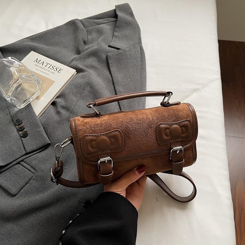 Autumn New Retro British Saddle Messenger Bag Women's Bag Niche High-end Simple Shoulder Small Square Bag
