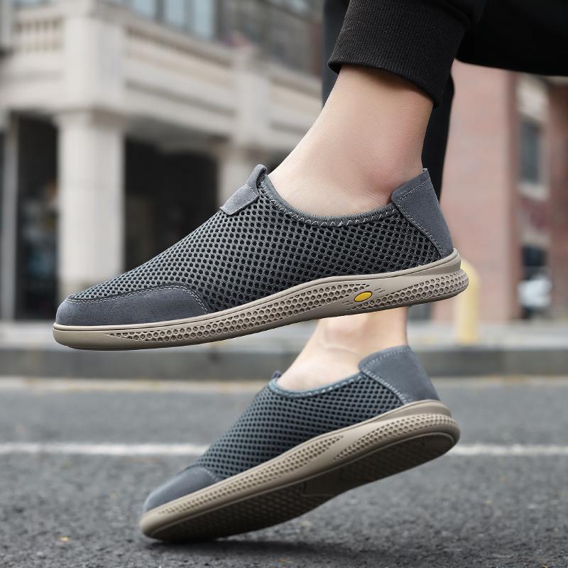 Fashion New Arrival Slip-On Driving Flats Breathable Mesh Men Shoes Summer Lightweight Men's Loafers Hollow Out Driving Casual Shoes