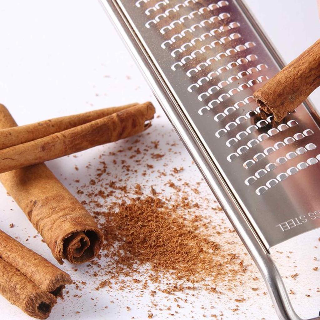 Cinnamon and Nutmeg Grater, Laser-Sharpened Steel - Hendi 856352