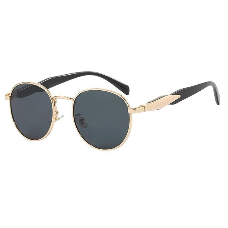 Non-polarized Small Frame Metal Oval Casual Sunglasses Women Fashionable Punk Style Sunglasses