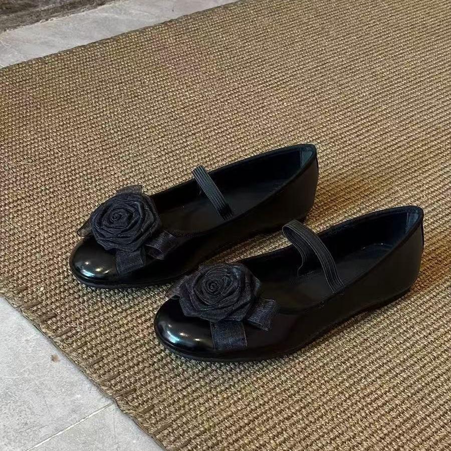 

Sheepskin version of French small fragrant style flower Mary Jane women s shoes round head with temperament ballet shoes versatile shallow mouth 35