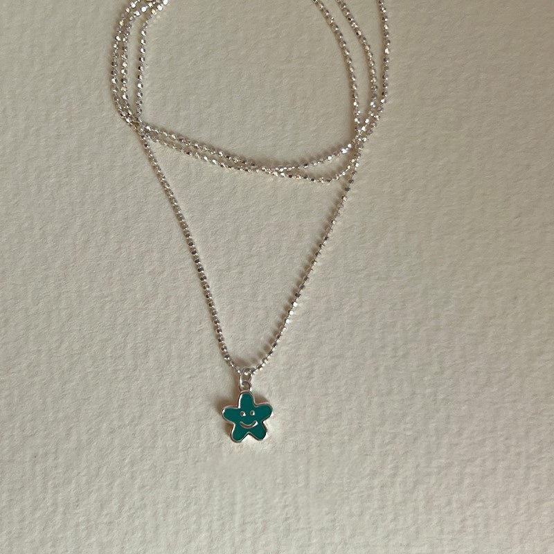 

Розовое ожерелье со смайликами и цветами, индивидуальная цепочка на ключицу для девочки с милым прохладным ветром и цветной звездой