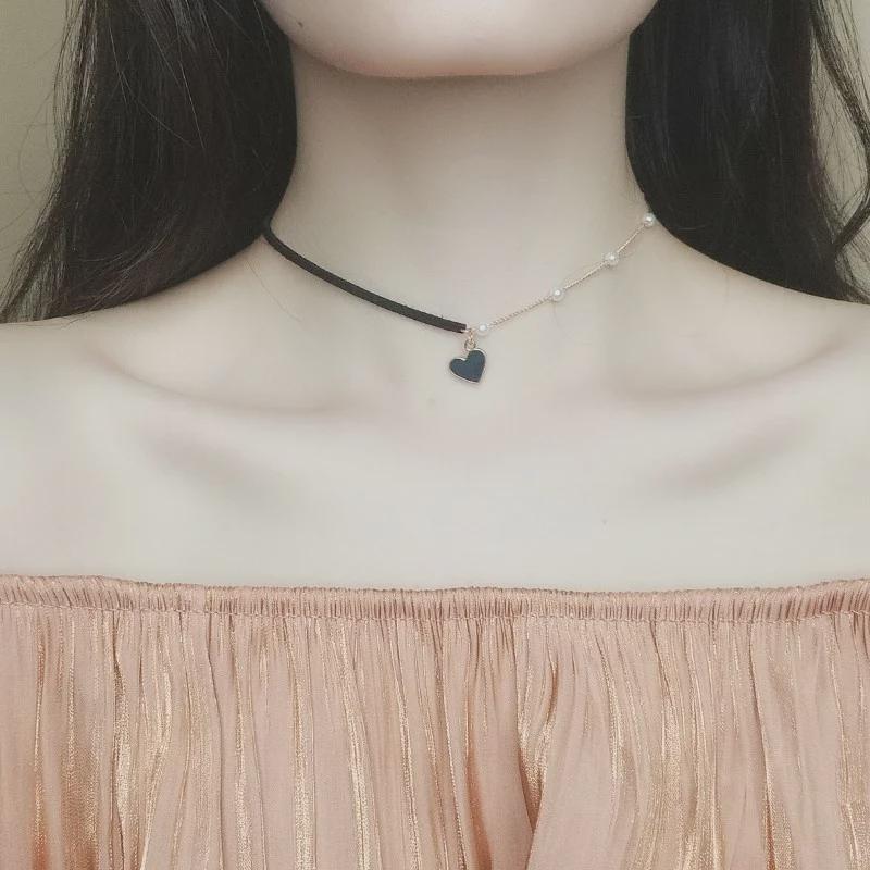 Herzerwärmende Rote Liebesperlen Choker Halskette - Valentinstagsgeschenk für Frauen