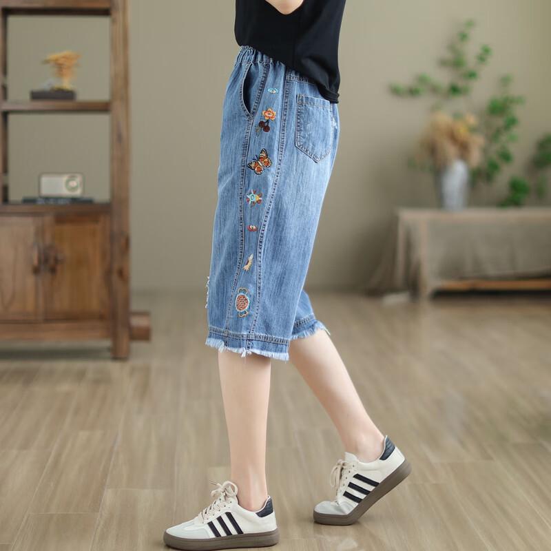LangSha Women's Embroidered Denim Capri Pants