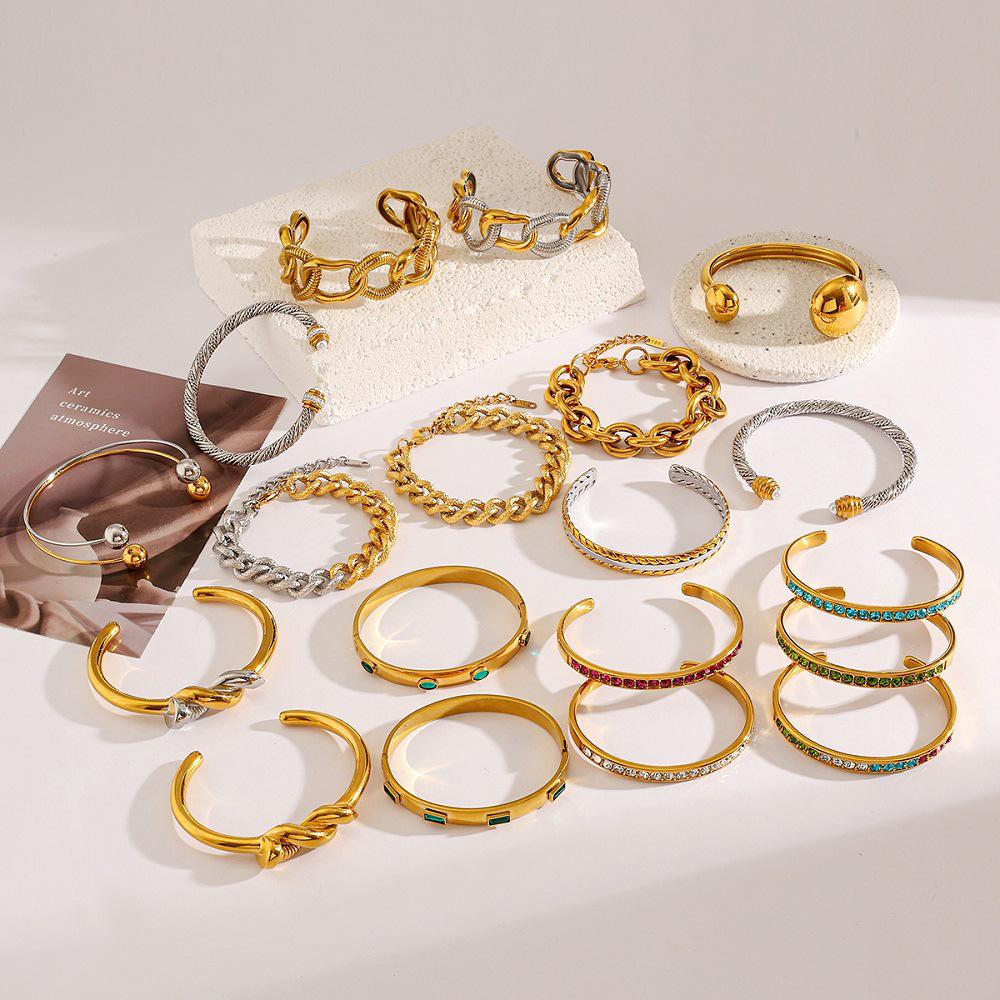 Yingtai Women's Non-fading Oval Colorful Irregular Stainless Titanium Steel Bracelet, Electroplated 18k Gold, European & American Style.