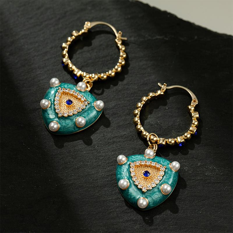 Vintage French Heart Pendant Earrings - High-End, Retro Style with Drip Oil Detailing