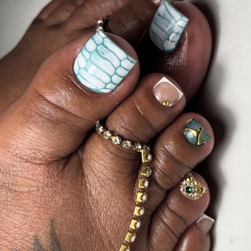 Full-Diamond Flash French Press-On Toenail Tips Glue Edition