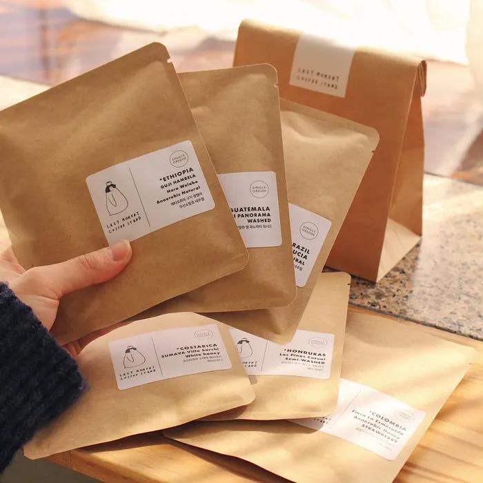 

Набор образцов кофе одного сорта (6 упаковок по 25 г) Includes premium coffee