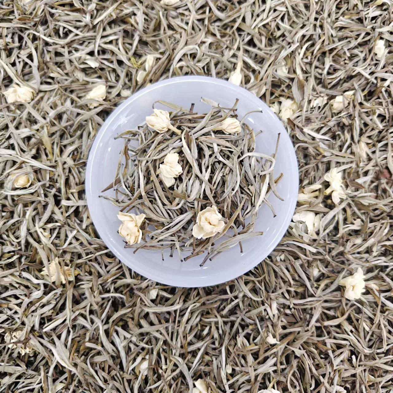 25-Year Jasmine Concubine Tea: Rich, mellow, and refreshing with a robust yet smooth taste and a rich floral aroma.