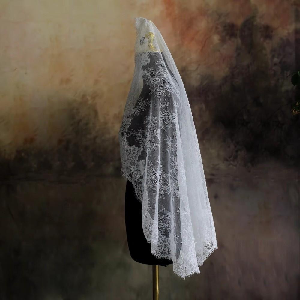 Pearl Embellished Bridal Veil for Women 1 Tier Bridal Headpiece Fashion Lace Veil Bridal Accessory